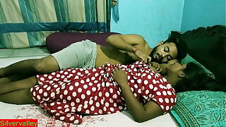Indian teen couple viral hot sex video!! Village girl vs smart teen wretch real sex